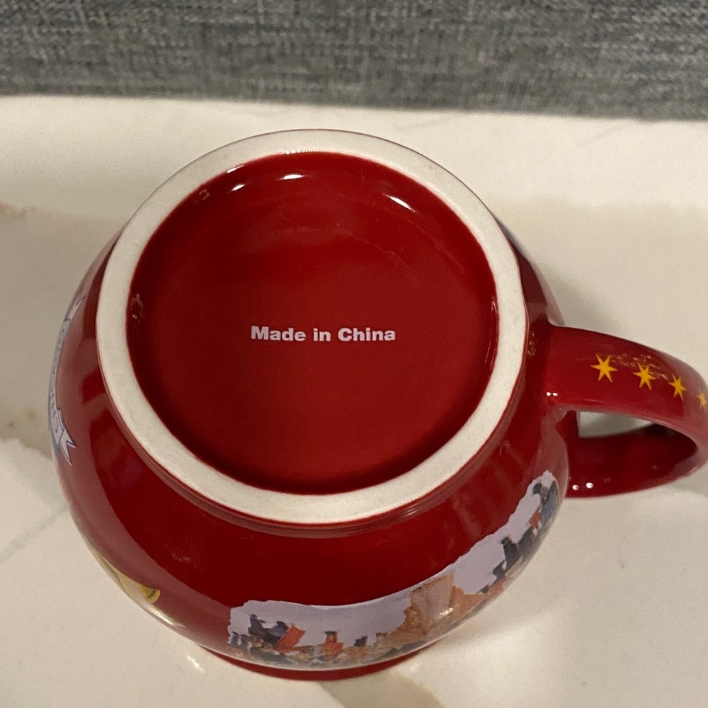 Chicago Christkindlmarket 2017 Holiday Mug Red German Market Collectible - Picture 6 of 9